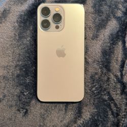 I Phone 13 Pro 256 K. 