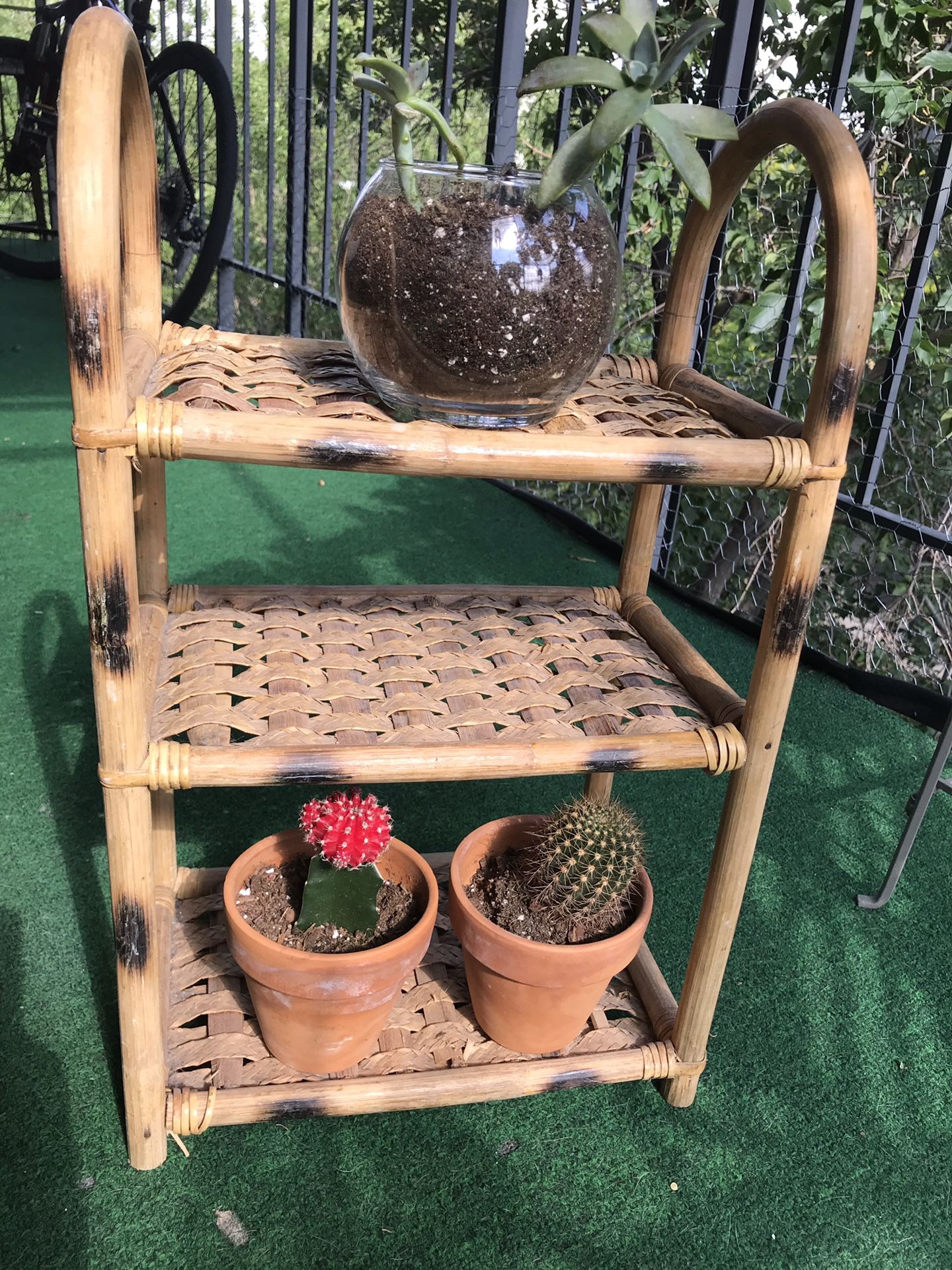 Cute 3 tier braided wooden shelves