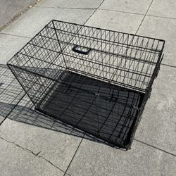 Metal Pet Cage/ Dog Cage In Good Condition. 36” X 20” X 22” pick up in Pasadena