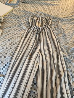Woman’s strapless romper