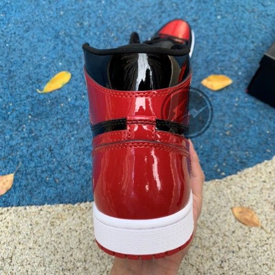 Jordan 1 Retro High OG Bred Patent New Sneaker