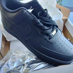 AF1 
