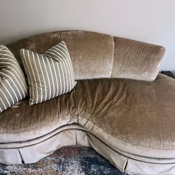 The Henredon Upholstery Collection Chaise Lounge
