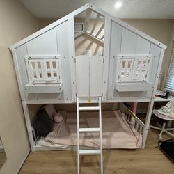 Twin Over Twin House Shaped Bunk Bed, White