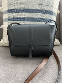 Barneys New York Black Crossbody Purse - 9in x 6in x 4in - New With No Tags