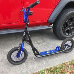 Mongoose Scooter