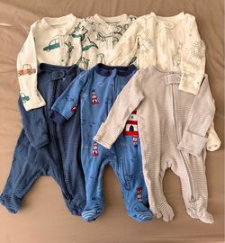 16-Piece Newborn Baby Clothes Bundle