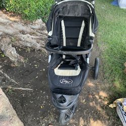 Jogging stroller