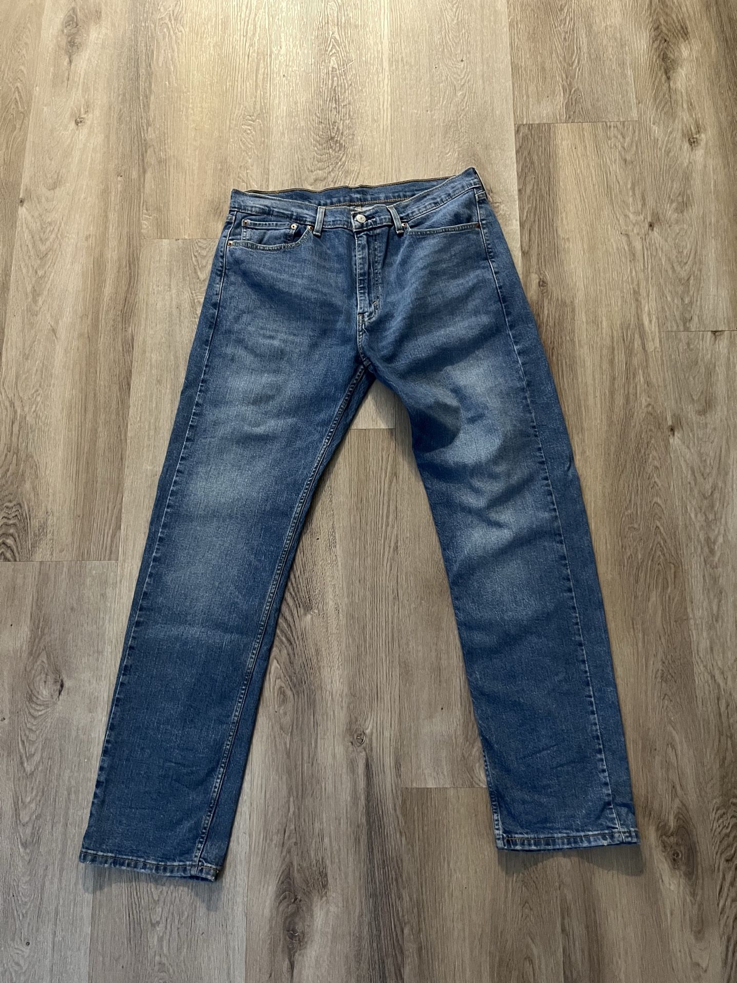 Levi 505 jeans