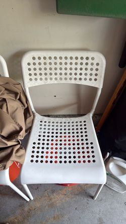 4 X IKEA Sandsberg white chairs