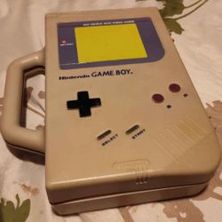Vintage Nintendo Gameboy With Official Carrying Case And 7 Games Bundle