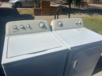 Amana washer and electric dryer both working good! 50$ delivery 30 day warranty
