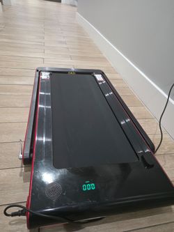 Slim Foldable Smart Threadmill W/ Speaker