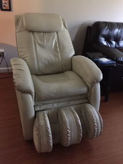 Massage Chair Deluxe 8000. Air Med. for Sale in Los Angeles CA