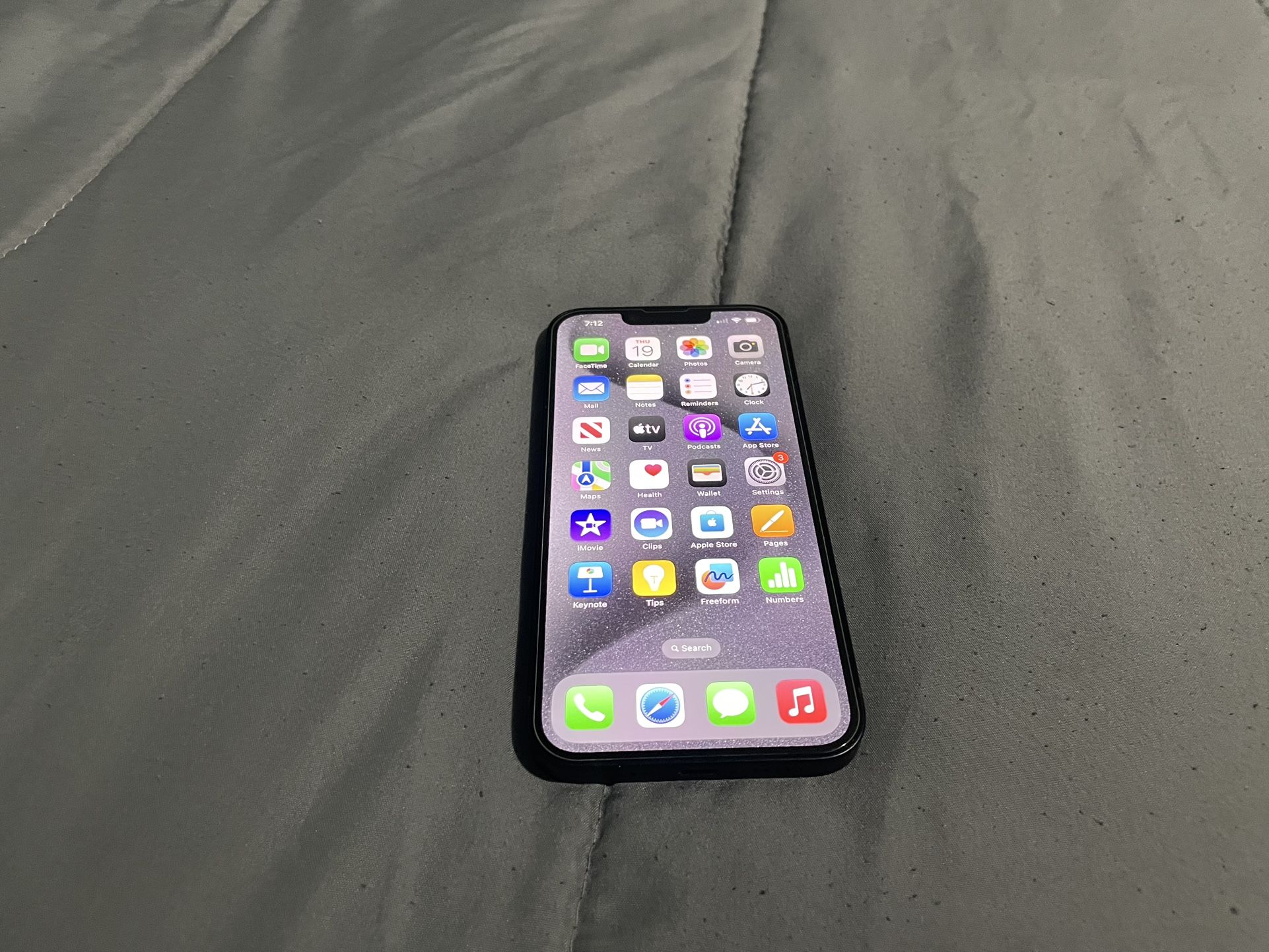 iPHONE 14 tmobile & Metro
