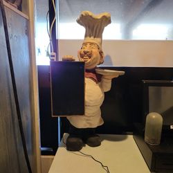 Menu Statue 
