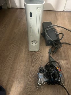 Xbox 360 20GB in White