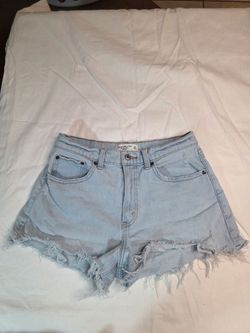 Abercrombie & Fitch Curve Love High Rise The Mom Shorts