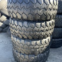 Super Swamper Radial Steel LT 35-12.50R17 Usadas En Muy Buenas Condiciones