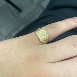 14k Nugget Ring Size 9