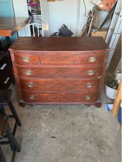 Dresser