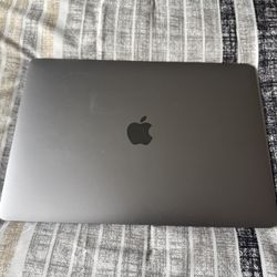 2019 Apple 13” MacBook Pro Touch Bar 16gb Ram 512gb Storage