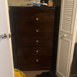 It comes along with the dresser