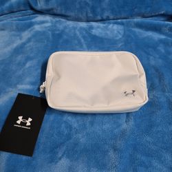 Unisex UNDER ARMOUR Waist Bag and Crossbody 