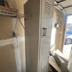 2 Door Locker Industrial 