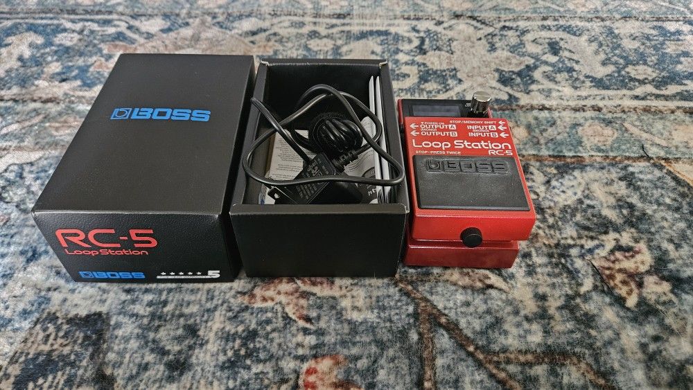 Boss RC-5 Loop Station