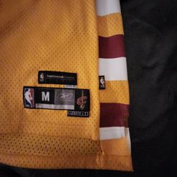 LeBron Jersey 