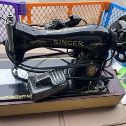 Singer Sewing Machine singer cat no RFJ 4-8