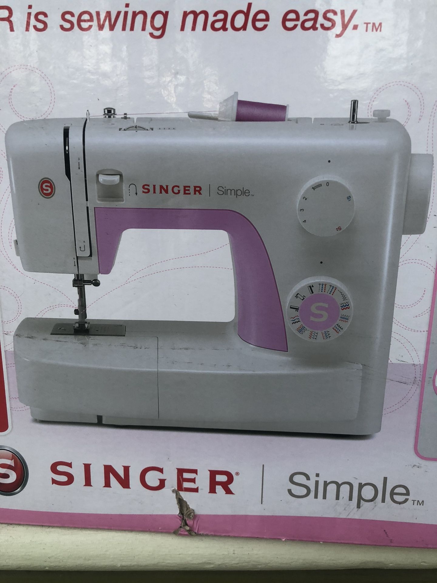 Singer Sewing Machine 3223