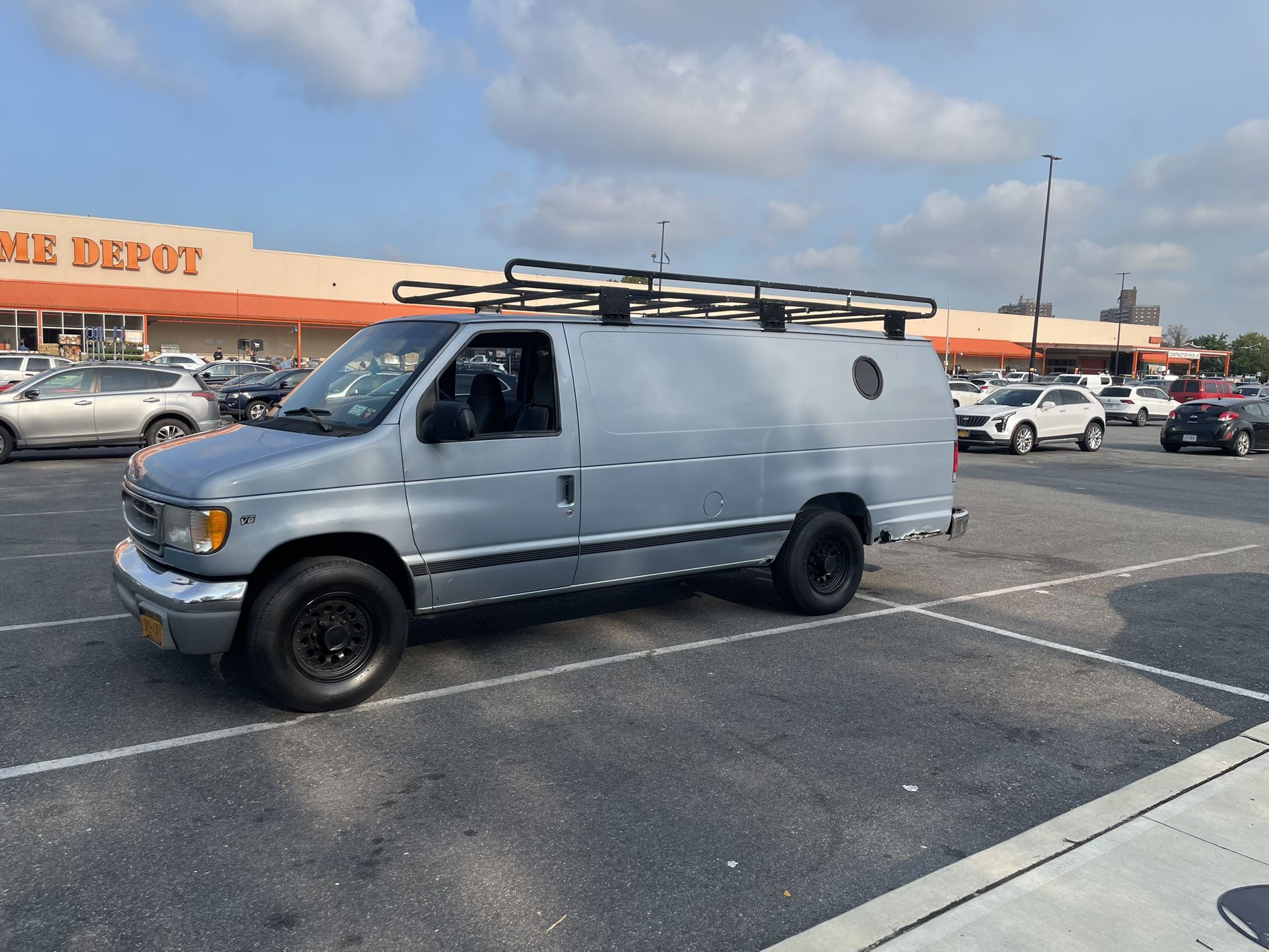 1999 Ford E-250