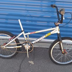 Powerlite P19 BMX