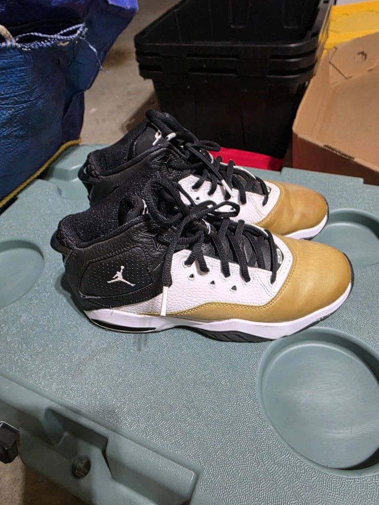 Jordan B Loyal