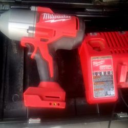 MILWAUKEE 1/2 " IMPACT 