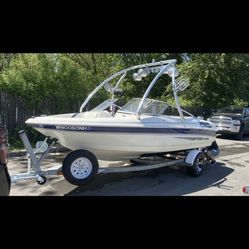 1995 Larson Bowrider Boat