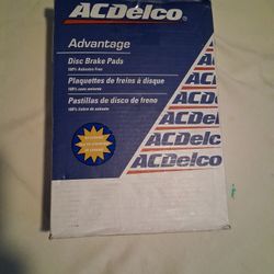 ACDelco Advantage All Ceramic Front Disc Brake Pad Kit For GMC  Chevy