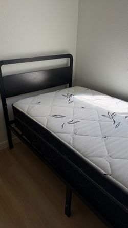 Mattress w frame