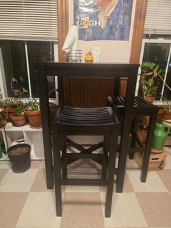 Bar Dining Table with two stools
