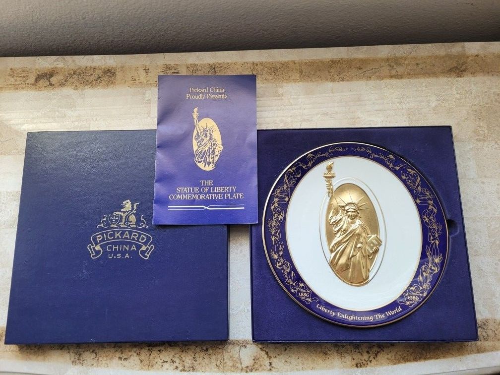 The Statue Of Liberty Commemerative Plate