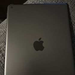 IPAD 8TH GEN 32GN