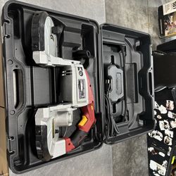 Chicago Electric Band Saw with Case