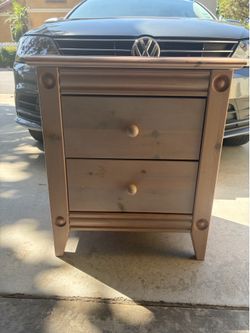 White wash pinewood  - 2 drawer Night Stand