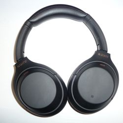 Sony xm4 headphones 