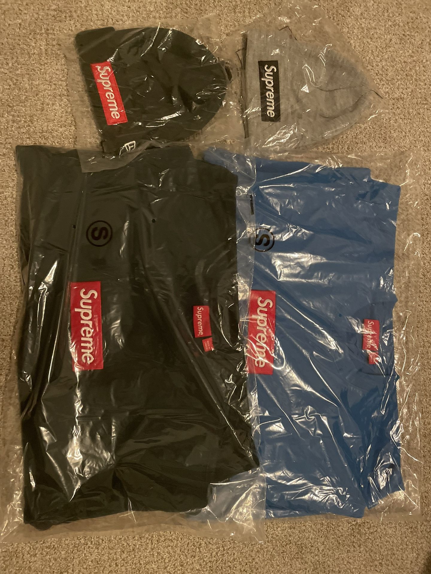 Supreme Box Logon Crew Sweatshirt Beanie New Dunk Low Jordan 1 4 11