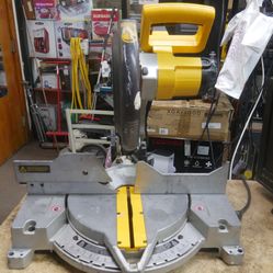 DEWALT MITER SAW DW705 PRE OWNED 879764-1 