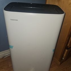 AC TOSHIBA