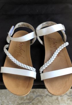 Kids sandals. Blowfish.